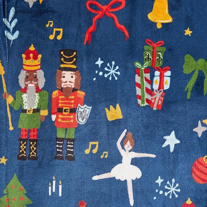 Fleece/Sherpa Christmas Throw - Super Soft Holiday Printed Blanket for Couch, Chair, or Bed - Cozy, Luxurious Plush - 50" x 60", Holiday Cats
