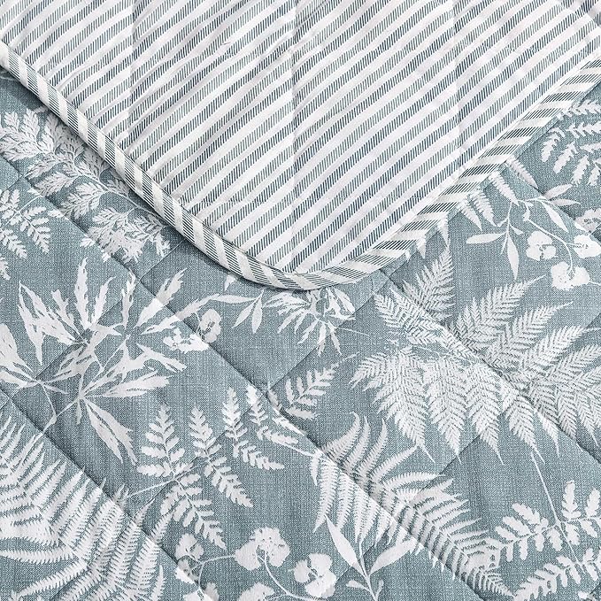 Eddie Bauer - Twin Quilt Set, Reversible Cotton Bedding with Matching Sham, Wildflower Inspired Home Decor with Stripe Reverse (Fern Garden Green, Twin)