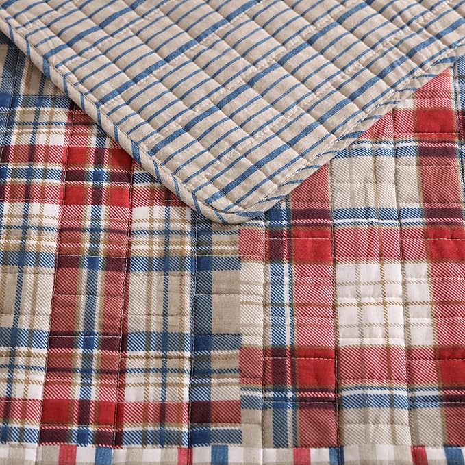 Eddie Bauer - King Quilt Set, Reversible Cotton Bedding with Matching Shams, Luxurious Bedding Set (Hawthorne Brown, King)
